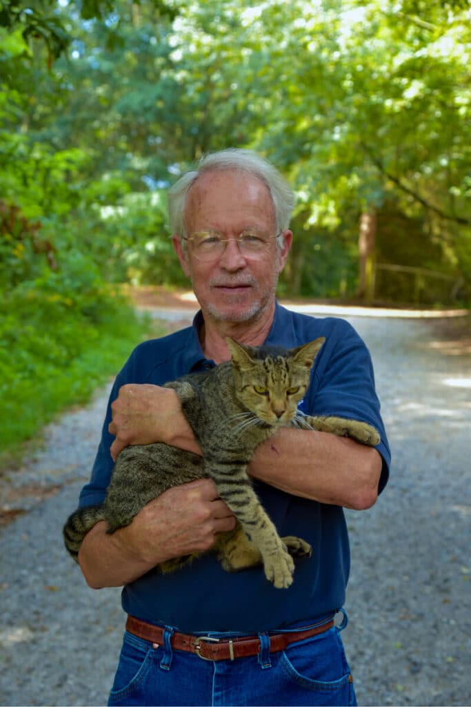 Dr. Eric Sjoberg, veterinarian at Ila Veterinary Clinic in Ila, Georgia